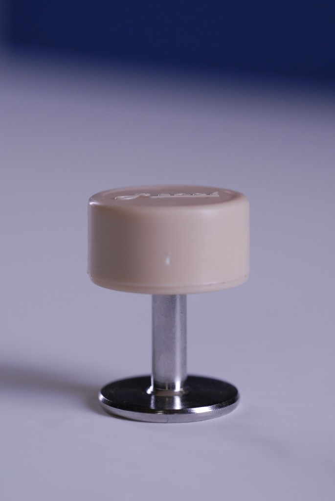 Renol Serrure magnétique - Embout et tige - 1 pc