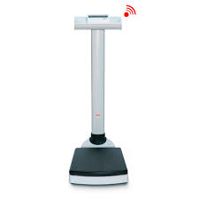 Seca 704r - Pèse-personne à colonne, classe III(3) digitale,BMI, Interface RS232 intégré incl.câble de raccordement(connecteur: MALE)