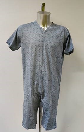 Pyjama grenouillère bleu - Manches et jambes courtes - Tirette dans le dos et entre les jambes